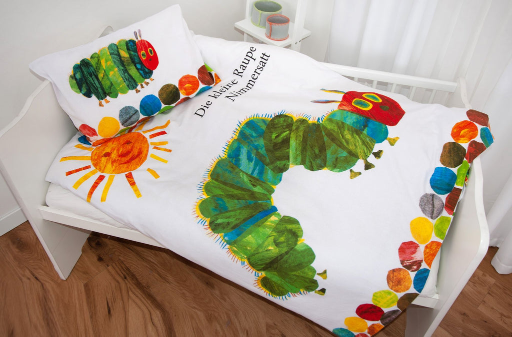 Herding  Babybettwäsche Kleine Raupe Nimmersatt, 40 x 60 cm + 100/135 cm
