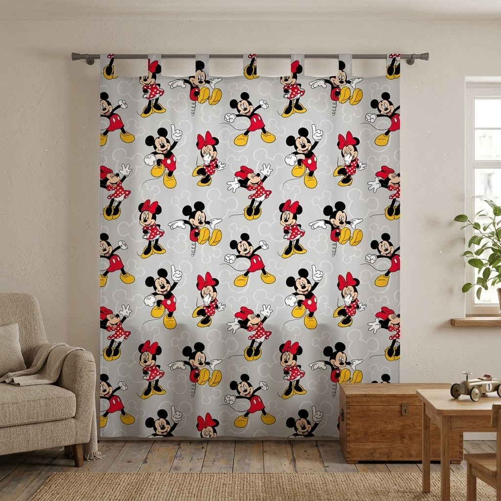 Ambiente Aufnahme von der Gardine Vorhang Fertiggardine Disney Minnie & Mickey 140 x 160 cm