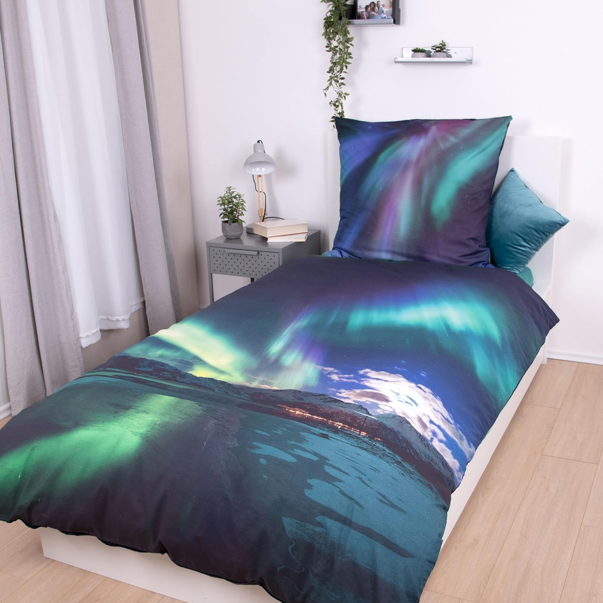 Ambiente Aufnahme vom Herding Bettwäsche Set Polarlichter 2 tlg. 135x200 cm 100% Baumwolle