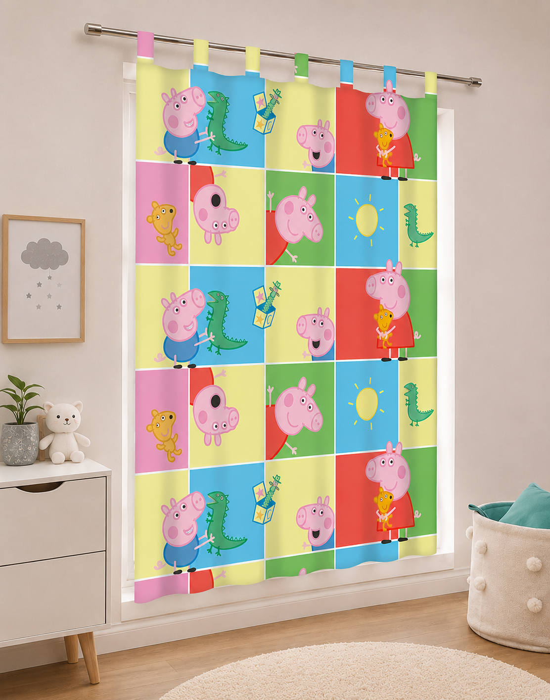 Schräge Ambiente Aufnahme von der Peppa Pig Wutz Gardine Vorhang Fertiggardine 140 x 175 cm blickdicht