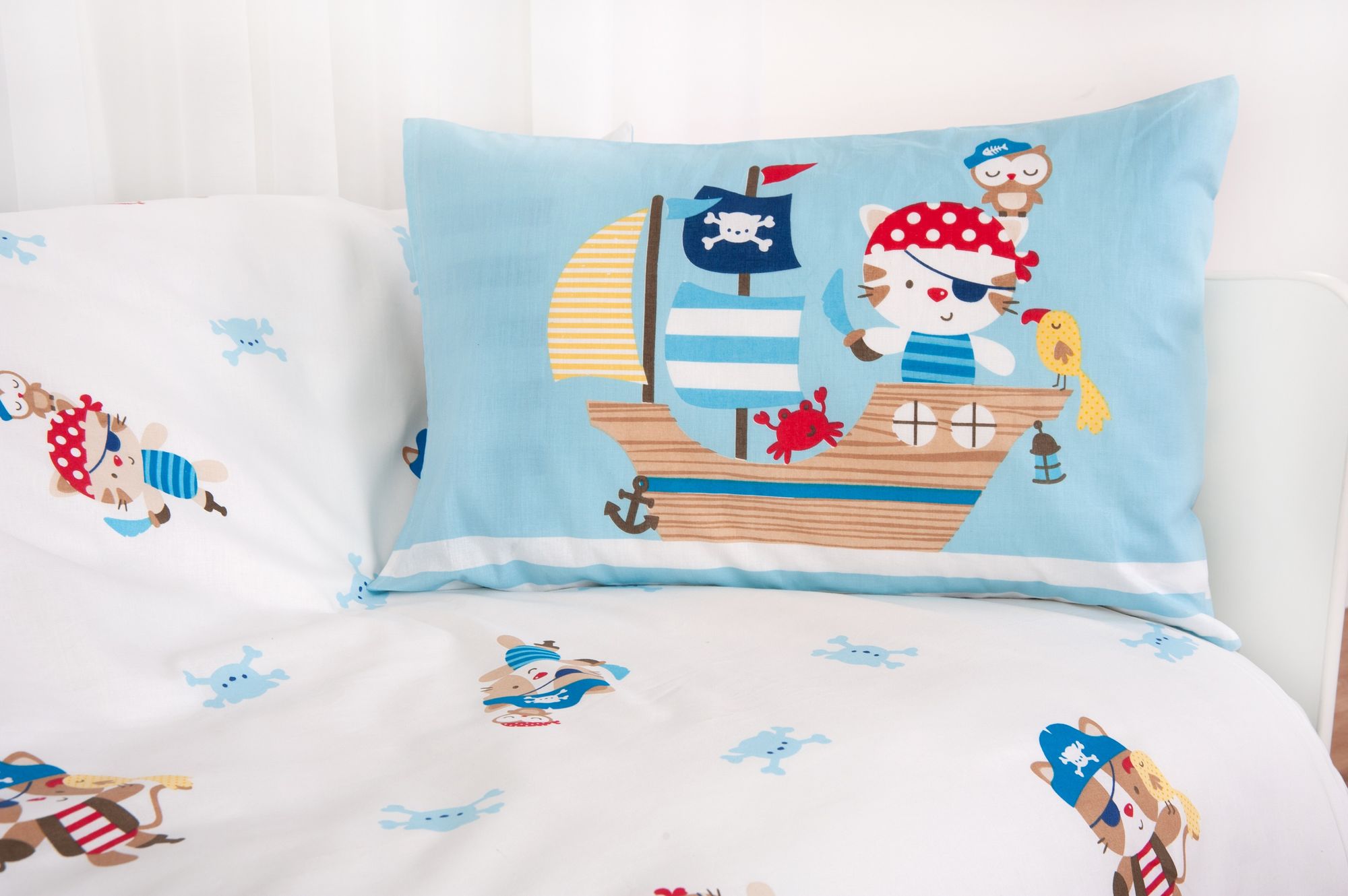 Herding Baby Bedding Lara Little Pirate 100 x 135 and 40 x 60 cm 