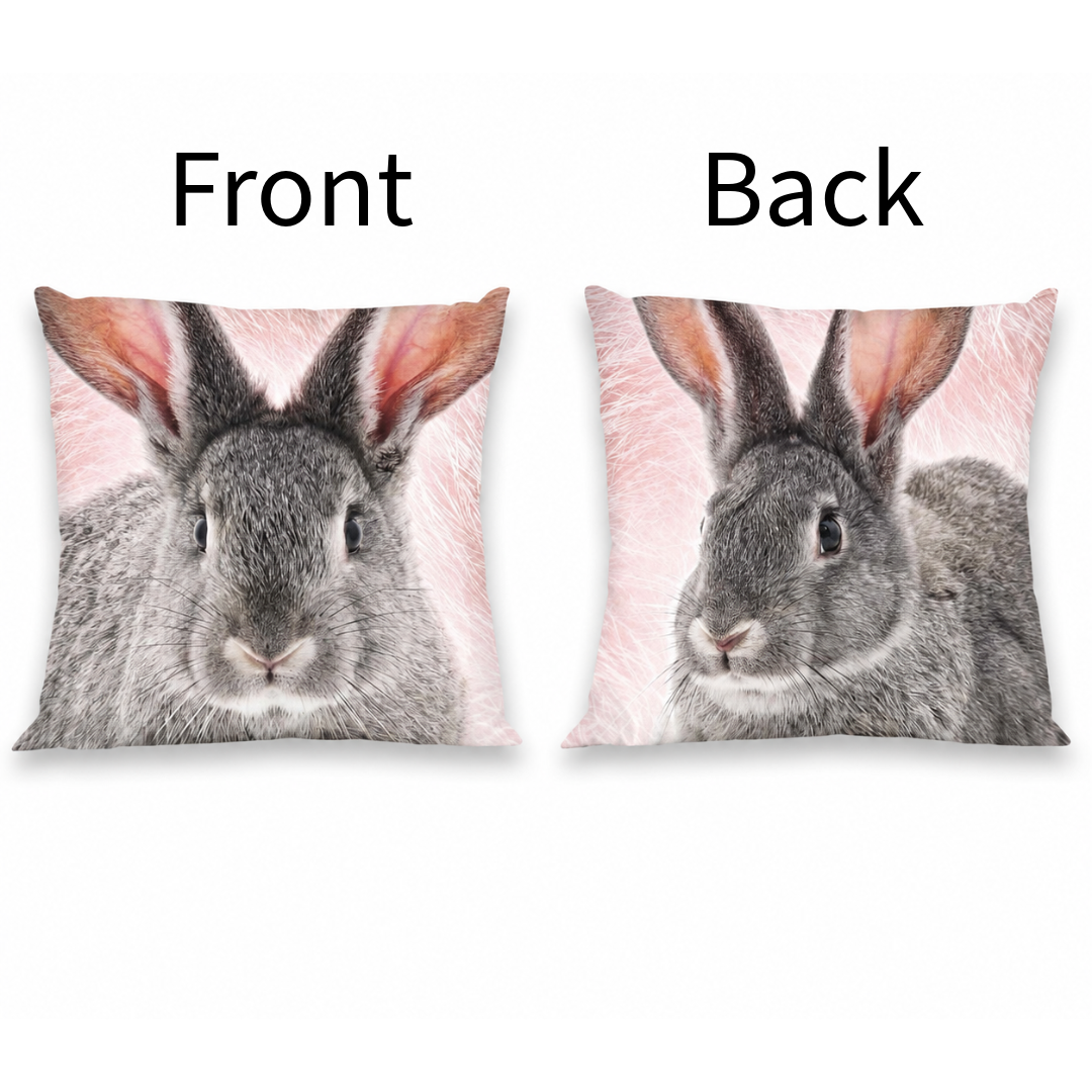 Freigestellte Produktansicht vom Kissen Kuschelkissen Dekokissen mit Hase Kaninchen 40 x 40 cm mit Beschriftung "Front" & "Back"