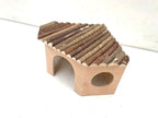 Hazelnut corner house for rabbits 42 cm 