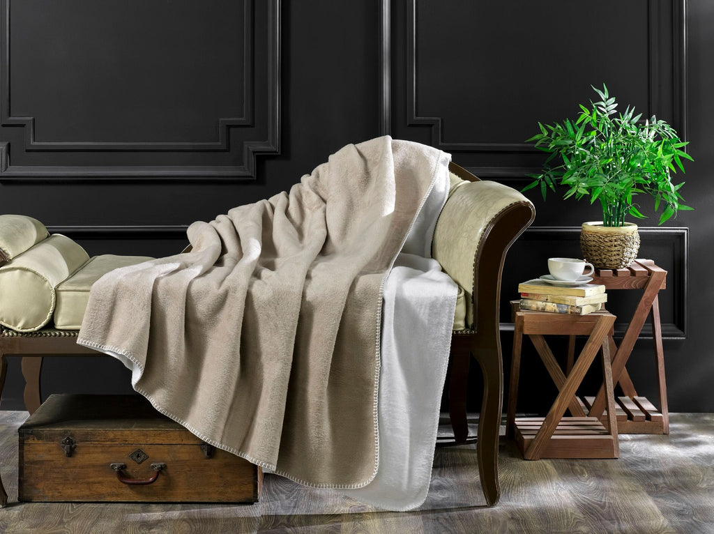 Doubleface Wohndecke Kuscheldecke 2 farbig 150 x 200 cm