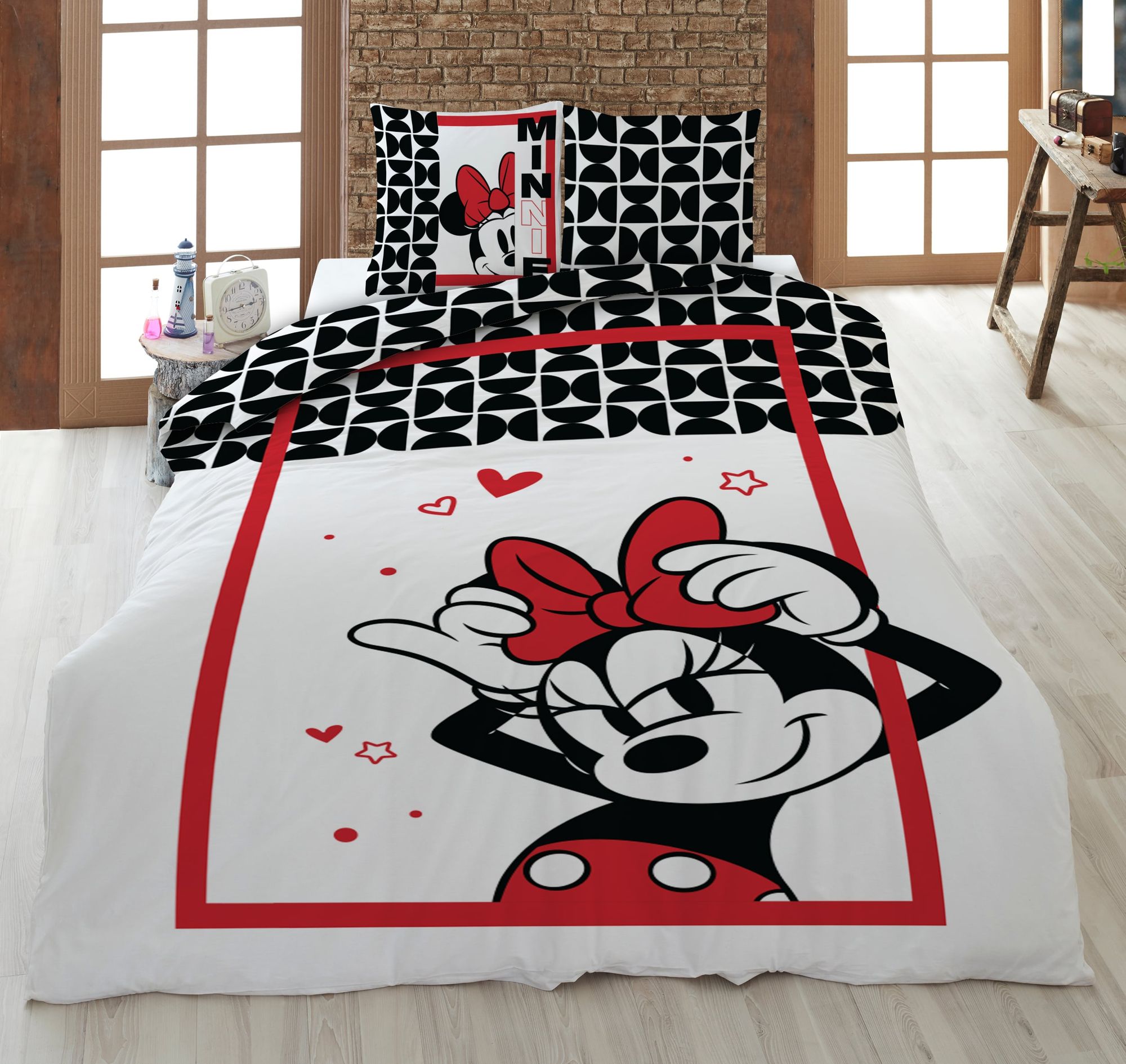 Minnie in Love Bettwäsche weiß rot 135 x 200 cm, 80 x 80 cm