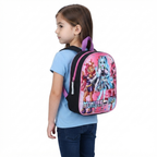 Monster High Rucksack Kinderrucksack ca. 29 cm auf dem Rücken eines Mädchens