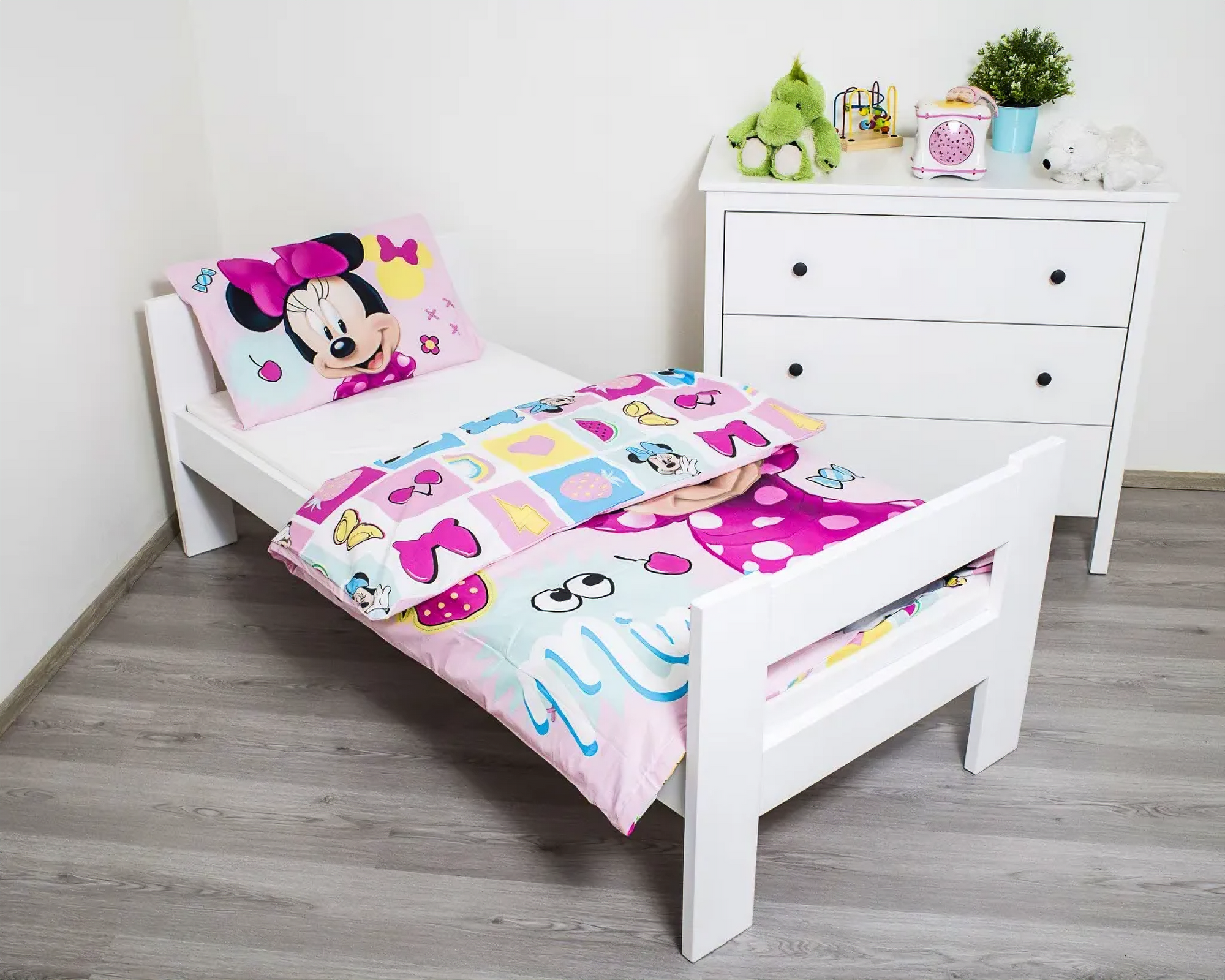 Minnie Mouse Baby Bedding 100 x 135 cm 