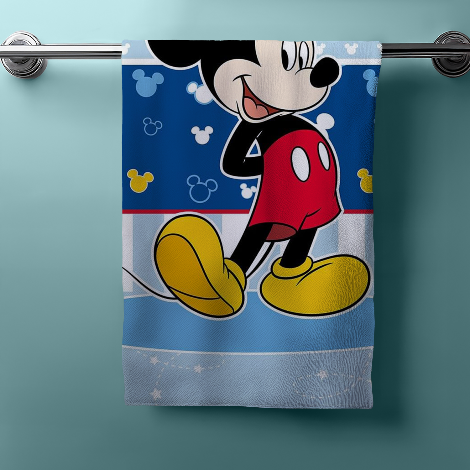 Disney Mickey Mouse Duschtuch Strandtuch Badetuch 70x140cm Baumwolle an einem Handtuchhalter