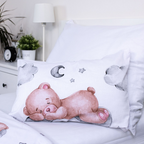 Babybettwäsche Set Teddy im Mond „Ribbon“ 100x135 cm 100% Baumwolle Nahaufnahme vom Kopfkissen