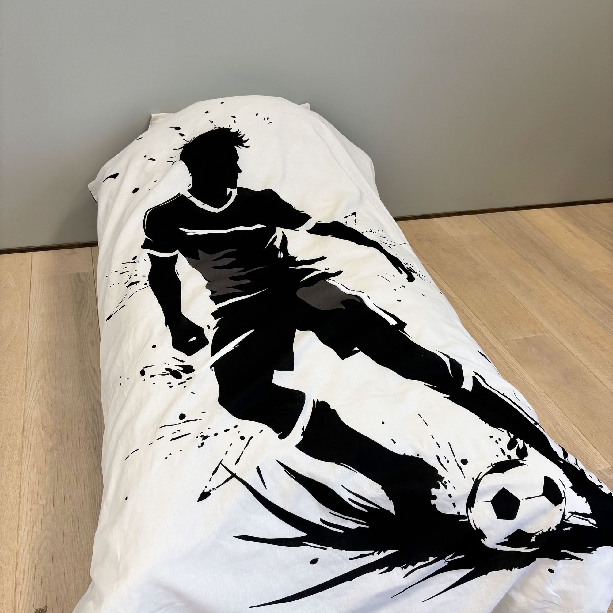 Football Player Bedding Set, Black and White, 135 x 200 cm, 100% Cotton