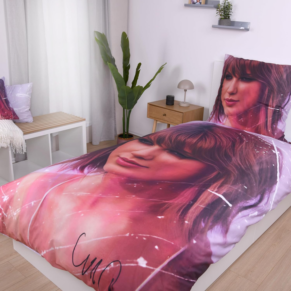 Taylor Swift Swiftie Bettwäsche by Sid Maurer 135x200 cm Baumwolle