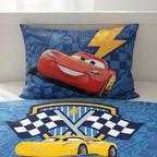 Nahaufnahme vom Kopfkissen vom Cars Racing Crew Baby Bettwäsche Set 2 tlg 100 x 135 cm 100% Baumwolle