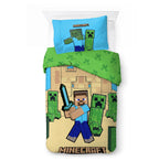 Minecraft Sand Castles Bettwäsche Set 2 tlg 135 x 200 cm Baumwolle Vorderseite und ein Teil der Rückseite. Steve, Creeper und eine Sandburg.