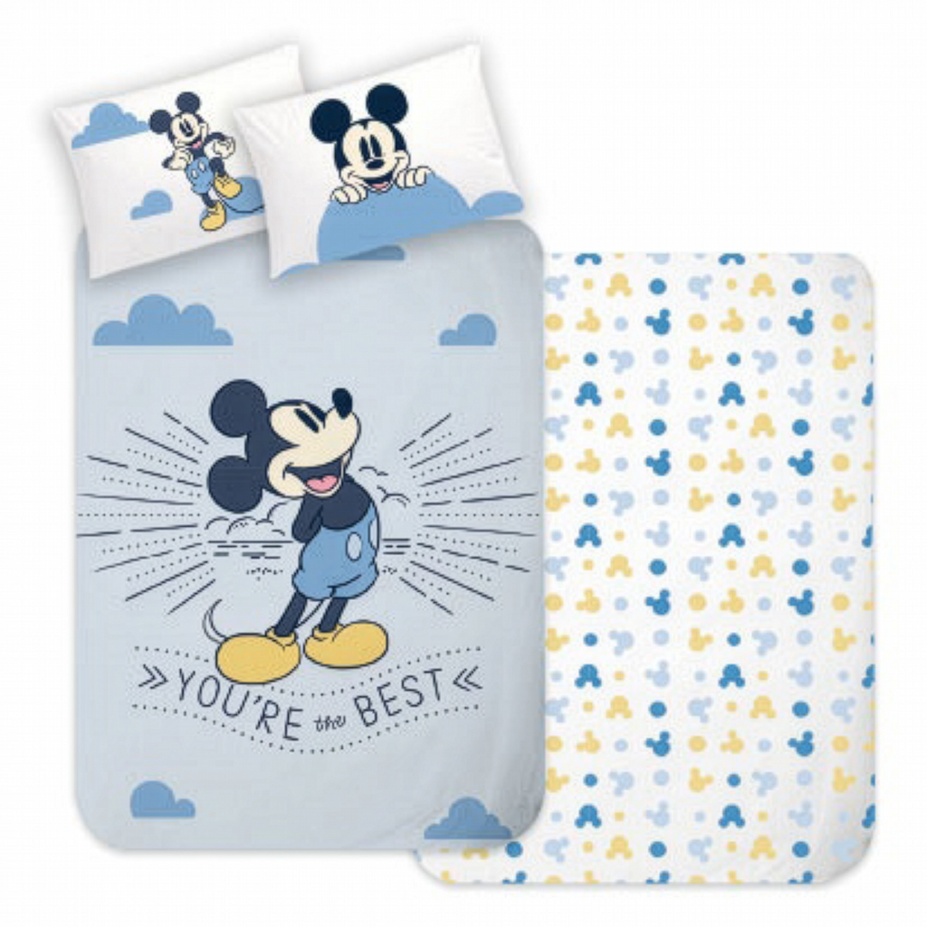 Bettwäsche‑Set mit Vorderseite: großer Mickey und „YOU’RE THE BEST“. Rückseite: blau‑gelbes Mickey‑Kopf‑Muster. Zwei passende Mickey‑Kissen.