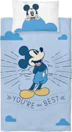 Detailaufnahme Bettwäsche‑Set mit Mickey‑Motiv. Vorderseite mit Mickey und „YOU’RE THE BEST“, Kissen mit Mickey‑Motiv.