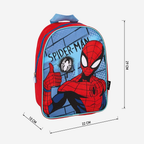 Produktgrafik des roten Spider-Man-Rucksacks mit eingezeichneten Maßen: Höhe 29 cm, Breite 22 cm und Tiefe 10 cm.