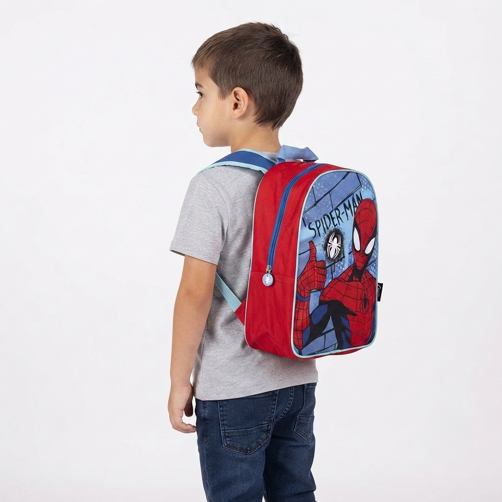 Marvel Spider-Man Rucksack für Kinder Hero Rot Blau Kindergarten auf dem Rücken eines Jungen