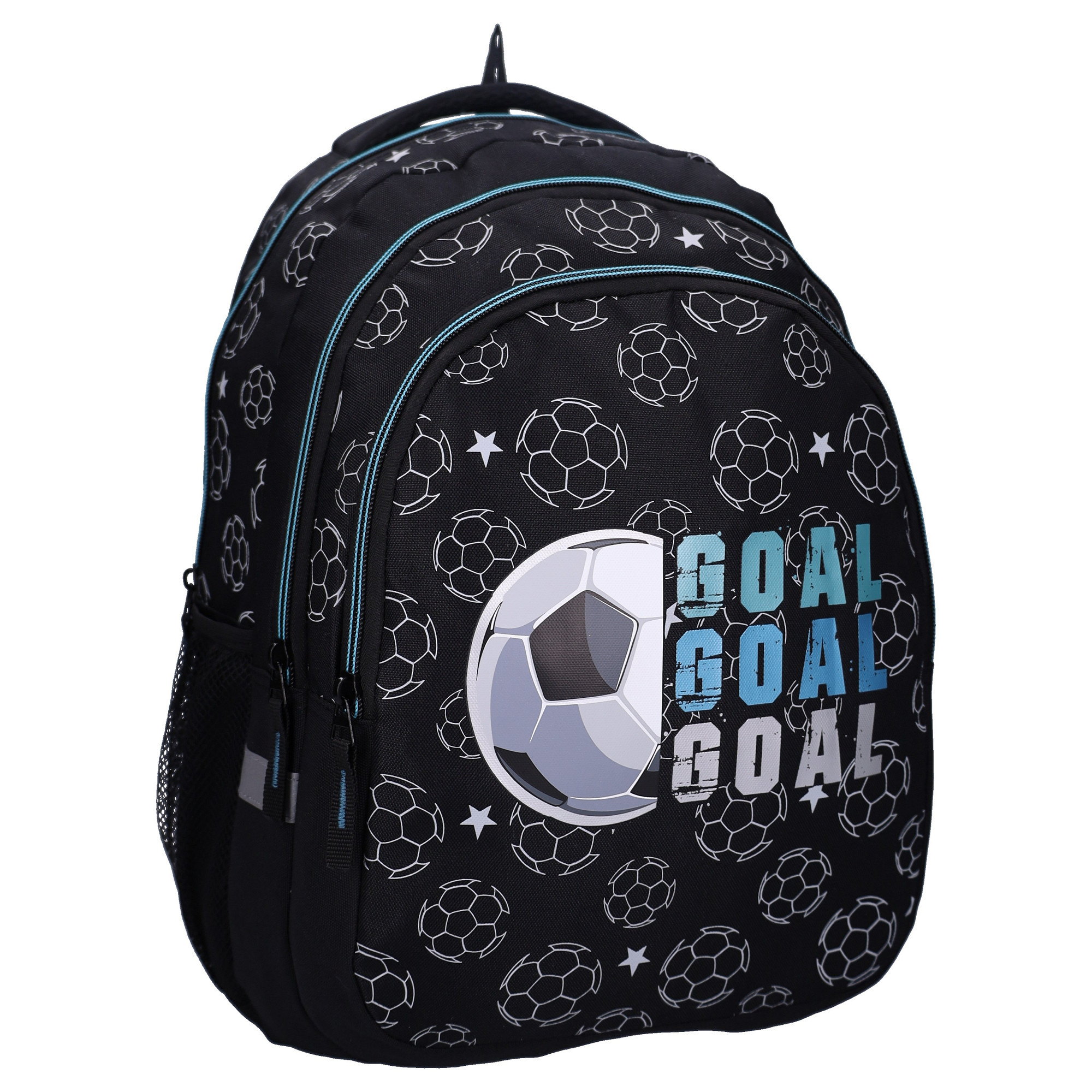 Schräge Frontansicht des dreifächrigen Fußball-Schulrucksacks auf weißem Hintergrund. Schulrucksack Rucksack Studio V Top Scorers Fußball Goal Schwarz 44 cm